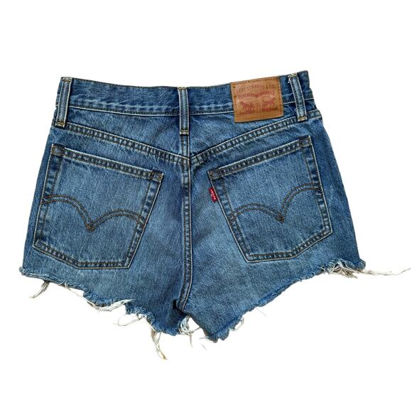 Levi’s Denim Cut Off Shorts Womens Size 26 - Picture 5 of 5